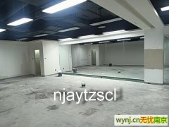 麒麟门艾雨特健身房镜子安装